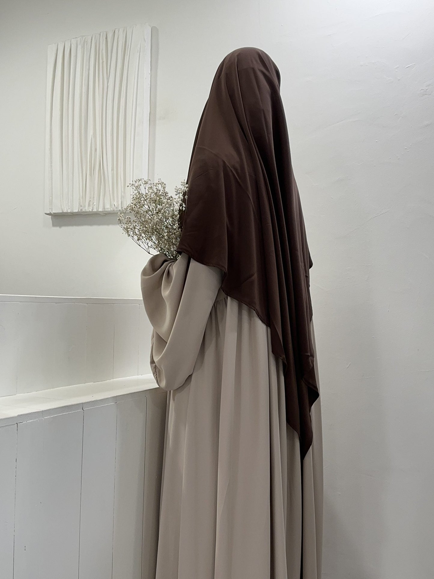 KHIMAR SOIE DE MEDINE COURT [CHOCOLAT]